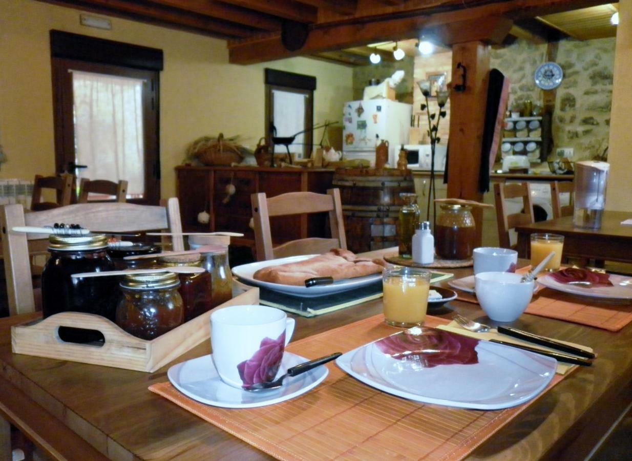Casa Rural Calle Real Bed & Breakfast Torremocha de Ayllon Ngoại thất bức ảnh