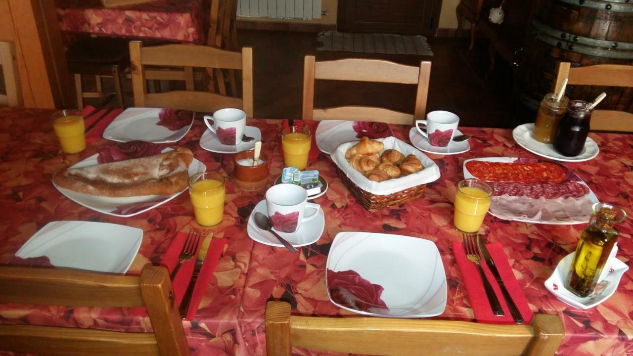 Casa Rural Calle Real Bed & Breakfast Torremocha de Ayllon Ngoại thất bức ảnh