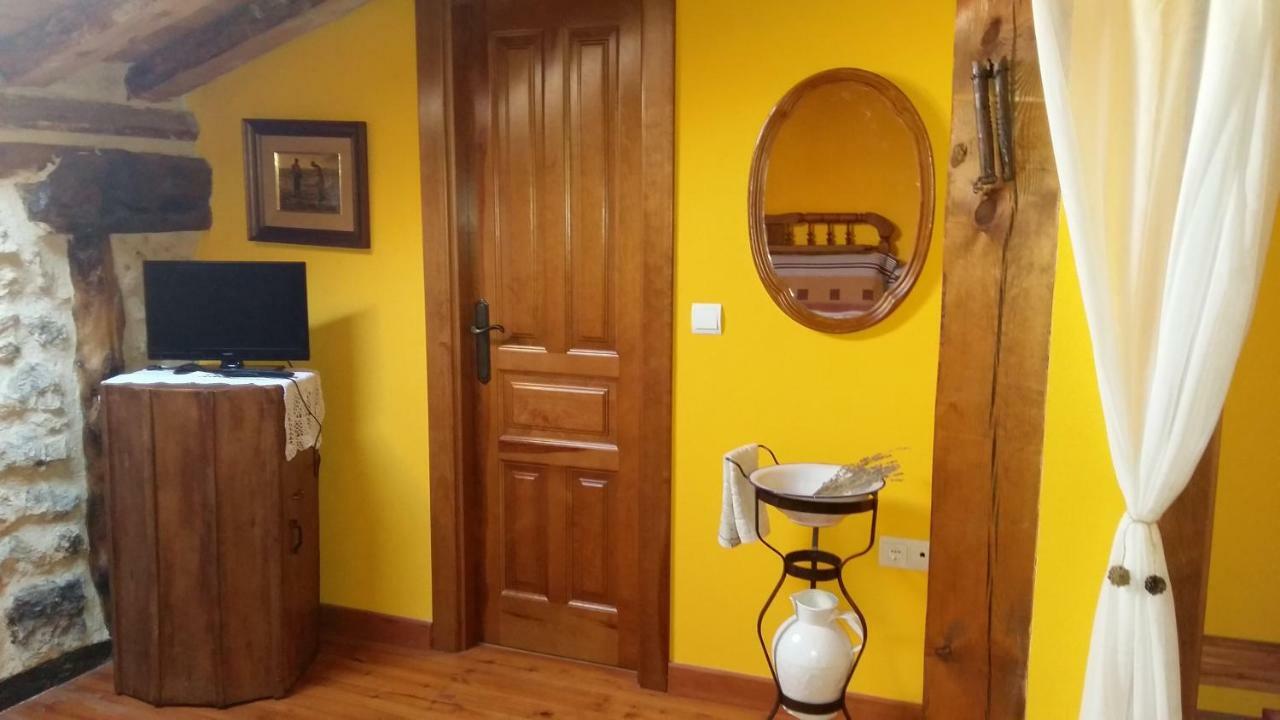 Casa Rural Calle Real Bed & Breakfast Torremocha de Ayllon Ngoại thất bức ảnh